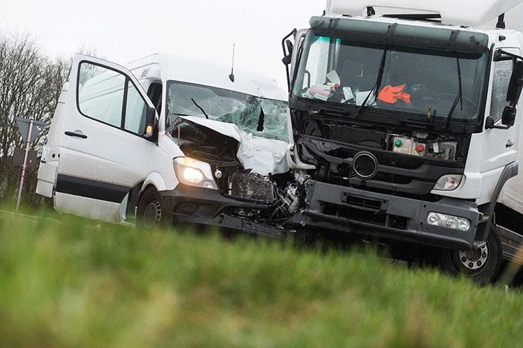 TRUCK ACCIDENT ATTORNEY